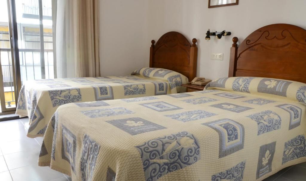 Double or Twin Room for Single Use at Hotel El Coloso, Jerez de la Frontera